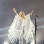 Το τρυφερό φιλί τη Βίσση στον Καρβέλα (vid)