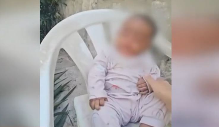 Άλιμος: Αυτός είναι ο άνδρας που πήρε το μωρό από τη γιαγιά του (vid)