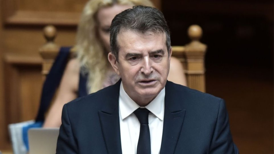 ΣΥΡΙΖΑ: Ζητά την απομάκρυνση Χρυσοχοΐδη από το υπουργείο Προστασίας του Πολίτη