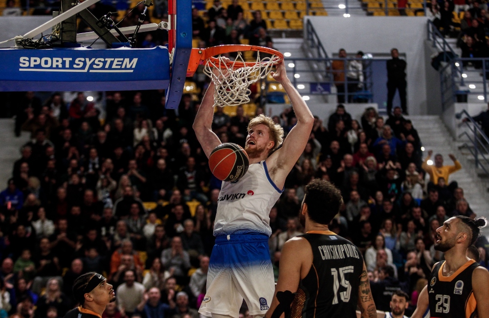 Ανανέωσε με Καρδίτσα ο Χόρκλερ