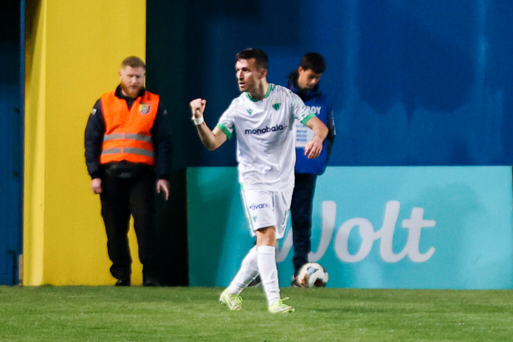 Ιατρικά και ανακοινώσεις για δύο