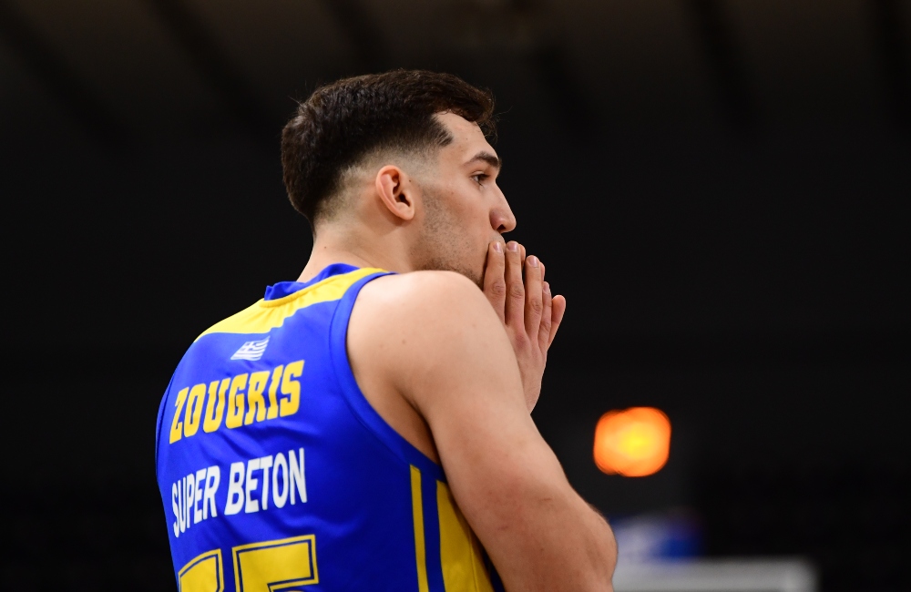 Αποχώρησε από το Περιστέρι ο Ζούγρης