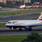 British Airways: Αεροσυνοδός χόρευε… γυμνός στην τουαλέτα!