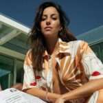 Η… καυτή Ινές Ντε Ραμόν στο πλευρό του Μπραντ Πιτ! (vid+pics)