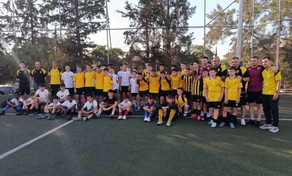 Στα δοκιμαστικά της Ακαδημίας στην Αθήνα η ΠΑΕ ΑΡΗΣ – Πάνω από 100 παιδιά στα tryouts  (pics)