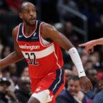 Mένει στους Γουίζαρντς με 33,3 εκατ. δολάρια ο Μίντλετον