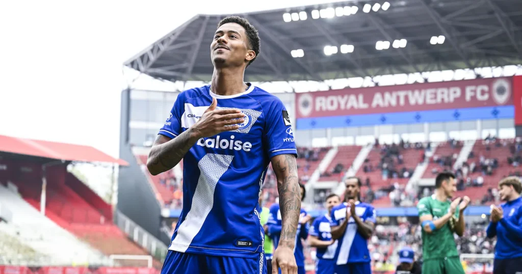 Νοά Φαντιγκά… ο πρώτος – Συμφωνία του ΑΡΗ με την Γάνδη για τον Σενεγαλέζο μπακ!