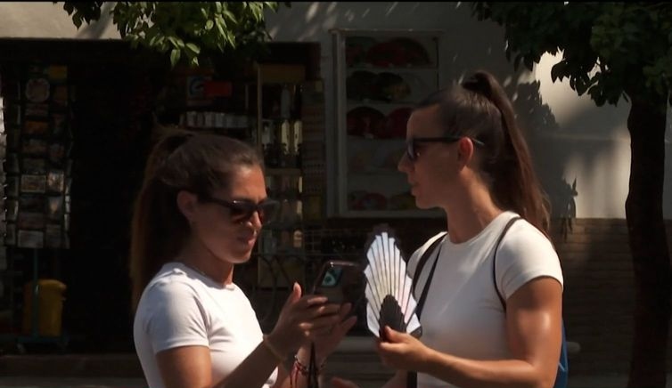 Η Ισπανία… ψήνεται από τον καύσωνα (vid)