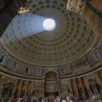 Ρώμη: Εντυπωσιακές εικόνες στο Πάνθεον για την Πεντηκοστή (vid)