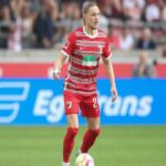 Έκλεισε τον έναν πάει για τους επόμενους