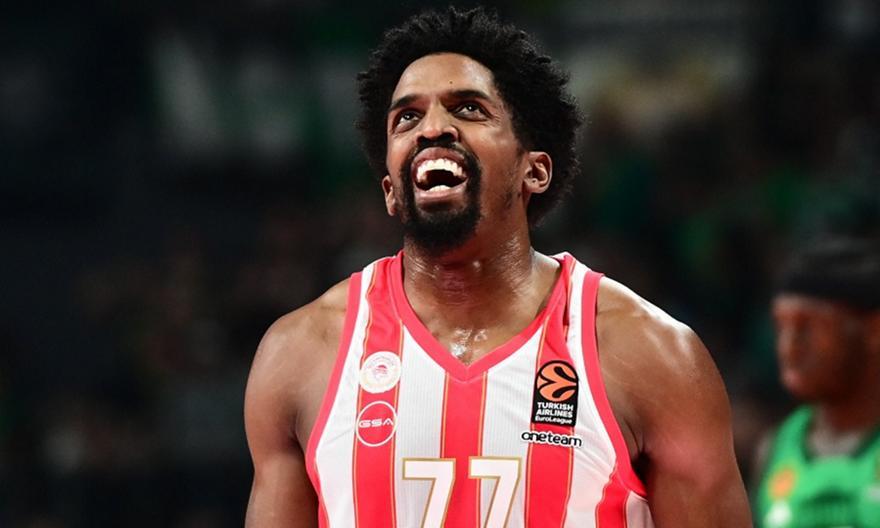 Μένει στον Ολυμπιακό ο ΜακΚίσικ