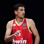 Ζήτησε χρόνο από τον Ολυμπιακό ο Λαρεντζάκης