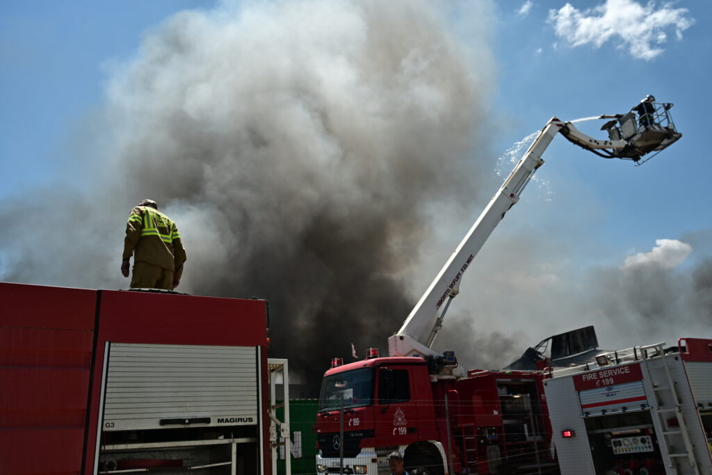Συναγερμός για φωτιά στο Κάτω Σχολάρι