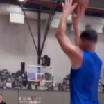 Απίθανος Κλέι Τόμπσον, ευστόχησε σε 72 σερί τρίποντα (vid)