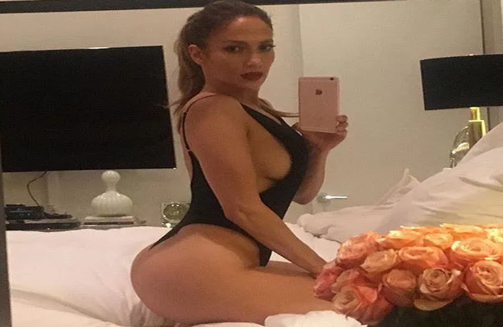 Τζένιφερ Λόπεζ: Το σέξι ατύχημά της επί σκηνής (vid)