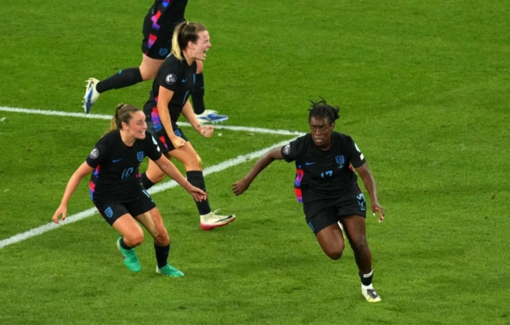 Euro γυναικών: Στον τελικό η Αγγλία, στο 119ο λύγισε την Ιταλία (vid)