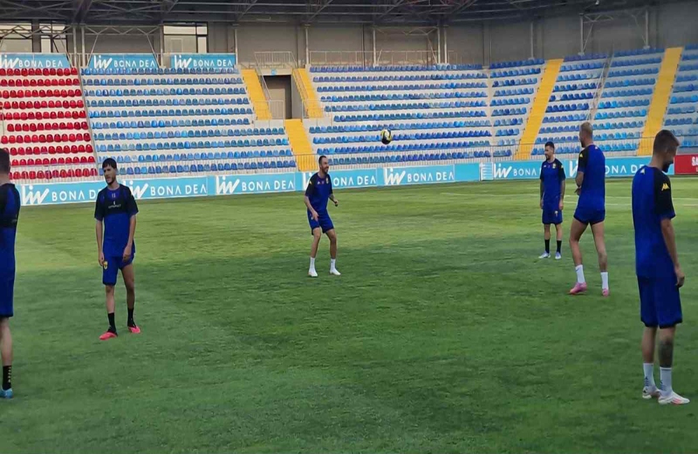 Μορόν, Ράτσιτς, Πέρεθ κάνουν τα…δικά τους! (vid)