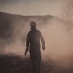 Κρύφτηκε ο ήλιος από τους καπνούς της φωτιάς του Φενεού (vid)