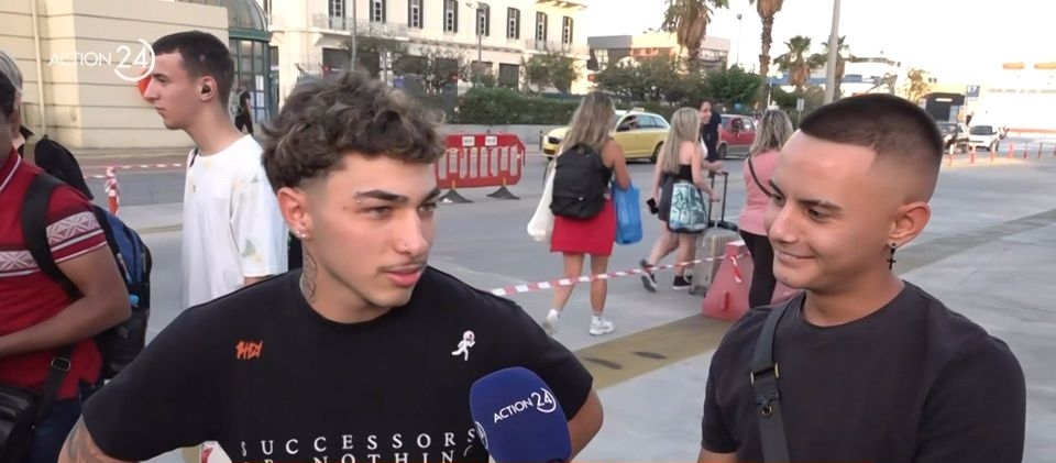 Αφοπλιστική ειλικρίνεια: “Δουλεύει σεζόν ο αδελφός μου και πάμε… μπας και τη βγάλουμε τσάμπα” (vid)