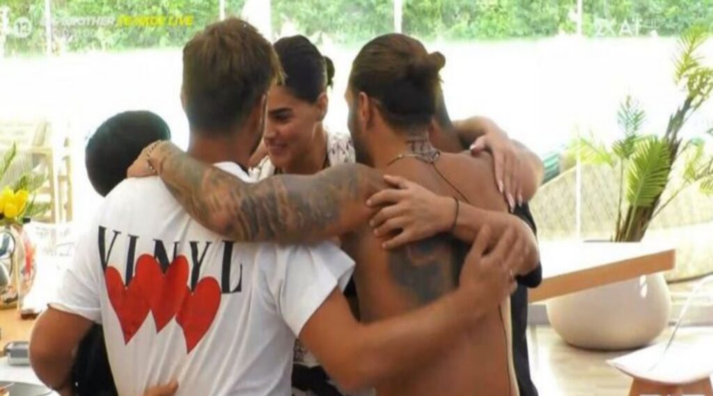 Ανατρίχιασαν οι συγκάτοικοι του Big Brother (vid)