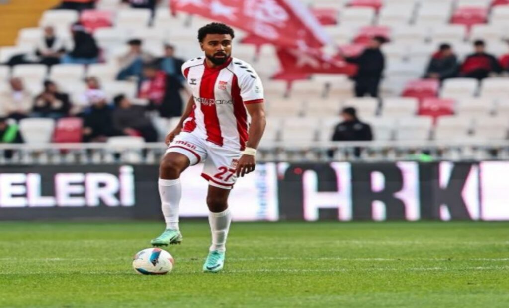 Οι Τούρκοι για Σούντμπεργκ: “Η σωματική δύναμη, η καλή ανάγνωση του παιχνιδιού…”