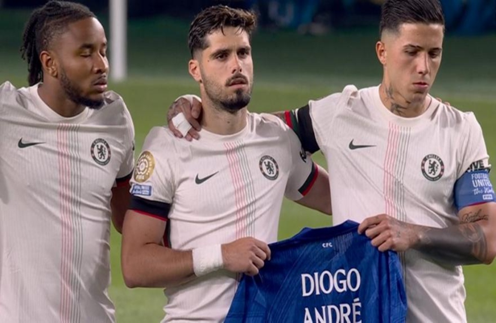 Η συγκινητική στιγμή πριν την σέντρα στο Τσέλσι-Παλμέιρας για τον Ζότα (vid)