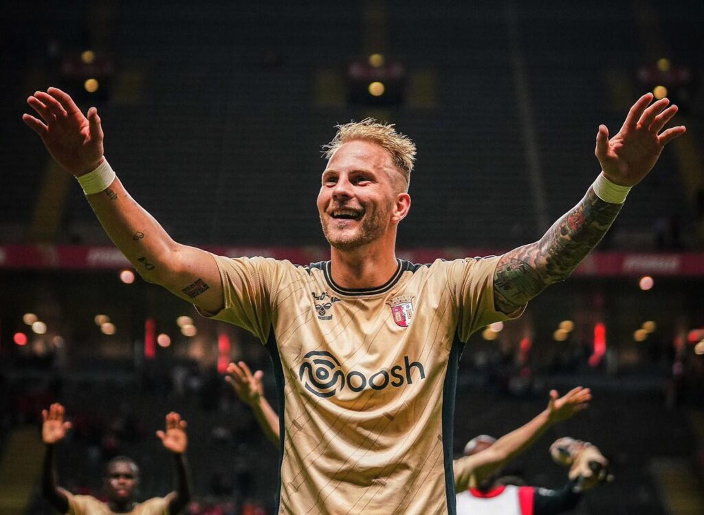 Ούρος Ράτσιτς… La Muralla!