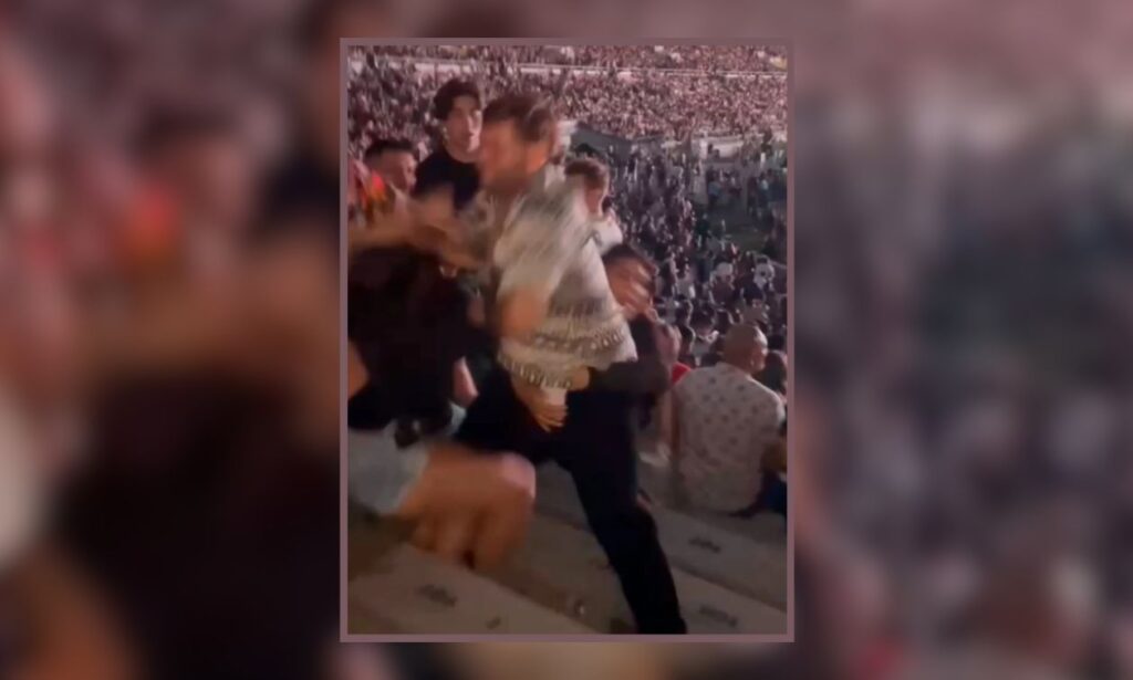 Χαμός σε συναυλία: Γυναίκα έχυσε κατά λάθος το ποτό της σε θεατή και εκείνος την ξυλοκόπησε! (vid)