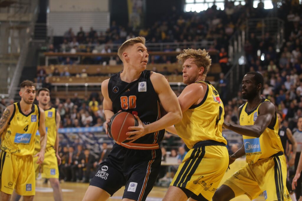 Στα Κιτρινόμαυρα ο Γιώργος Τανούλης!