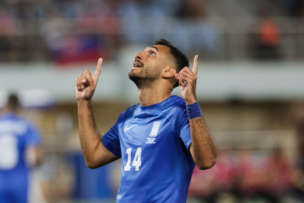 Πόσα λεφτά ζητάει η Μπενφίκα για να πουλήσει τον Παυλίδη (vid)