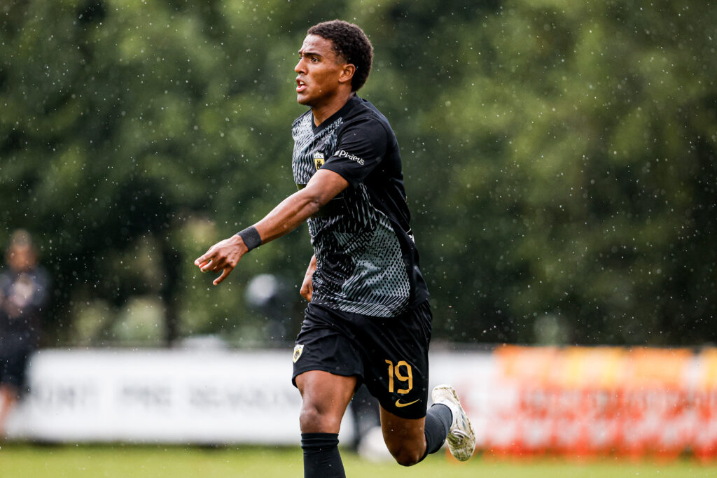 Με Ελίασον στις Βρυξέλλες η ΑΕΚ (vid)