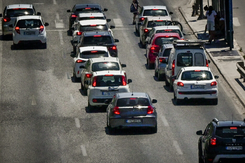 Έρχονται πρόστιμα για τουλάχιστον 350 χιλιάδες οδηγούς! (vid)
