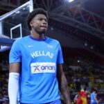 Τρομερό κάρφωμα από Κώστα Αντετοκούνμπο (vid)