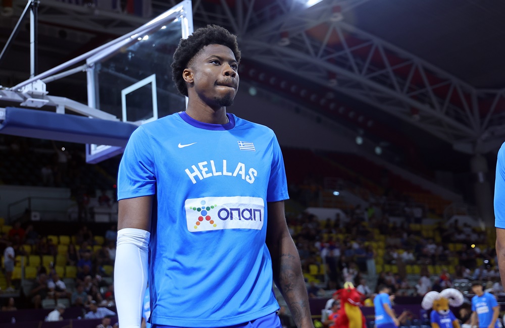 Τρομερό κάρφωμα από Κώστα Αντετοκούνμπο (vid)