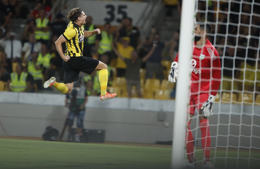 Προβάδισμα για ΑΕΚ με 1-0 (vid)