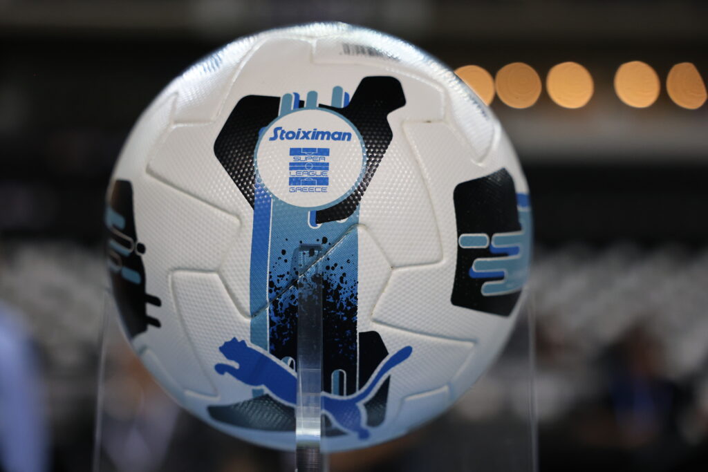 Ο ΑΡΗΣ… μένει σπίτι, ο Ολυμπιακός πάει στο Πανθεσσαλικό