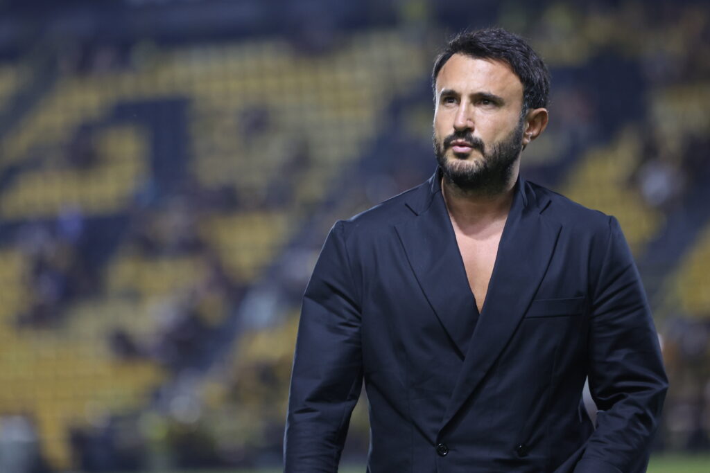 Εν αναμονή της αντίδρασης Καρυπίδη