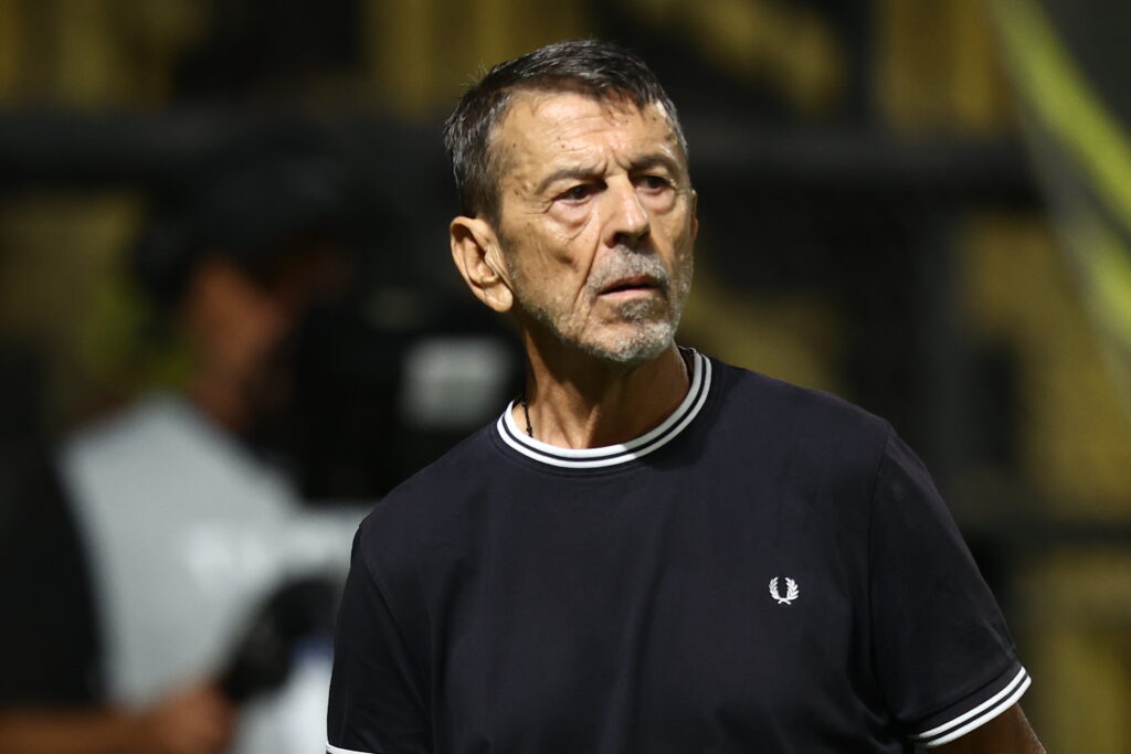 Πετράκης: “Κερδίσαμε δίκαια, δεν δεχθήκαμε ιδιαίτερες φάσεις” (vid)