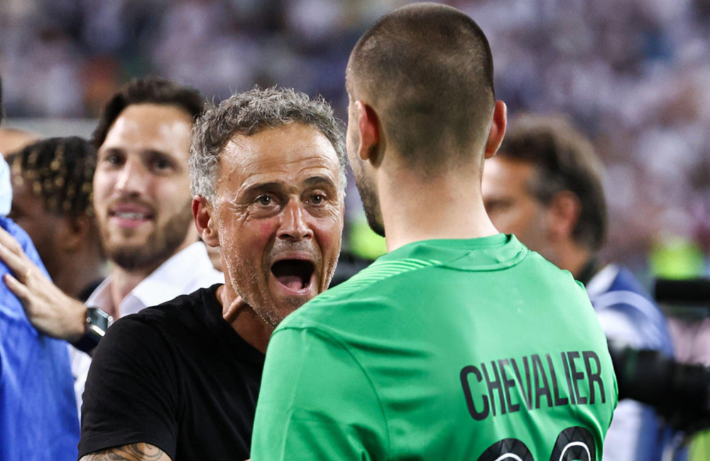 Η αγκαλιά του Λουίς Ενρίκε στον Σεβαλιέ (vid)