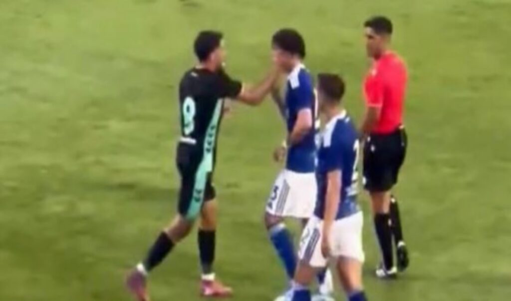 Χαστούκια, σπρωξίματα και αποβολές στο φιλικό Μπέτις-Κόμο (vid)