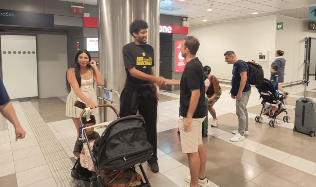 Ηρθε στη Θεσσαλονίκη ο Φόρεστερ (vid)