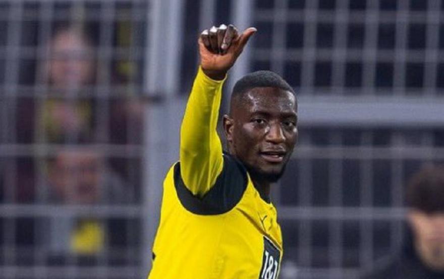 Ζορίστηκε στο Έσεν αλλά πέρασε η Ντόρτμουντ