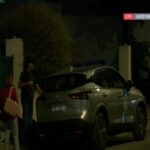 Πολύωρη έρευνα στο σπίτι της 32χρονης για τον θάνατο του παιδιού στο Παλαιό Φάληρο (vid)