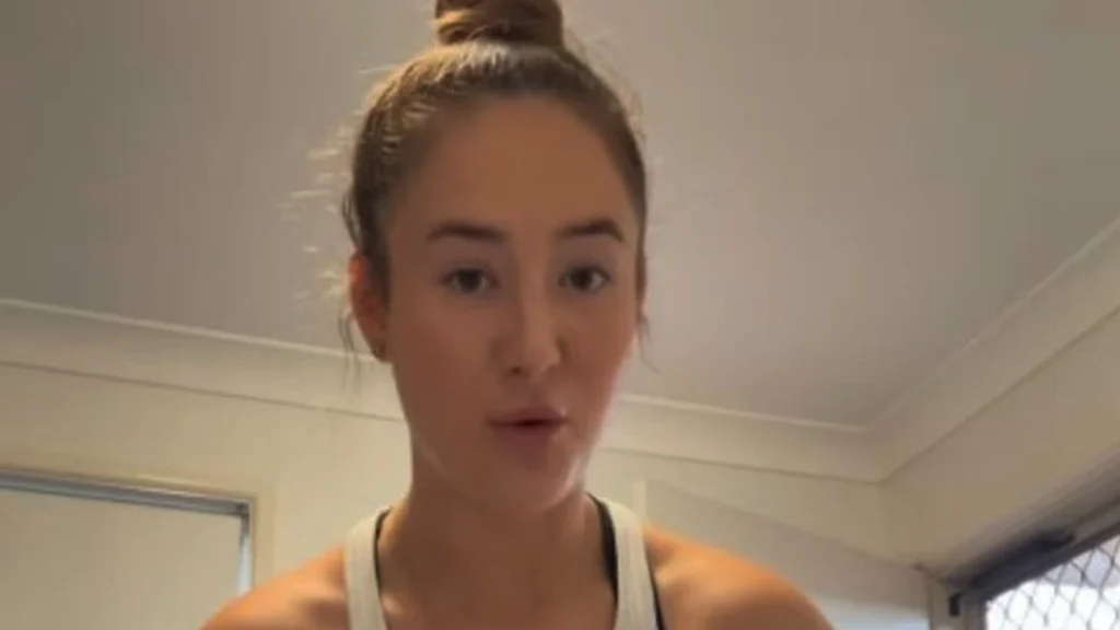 Η 21χρονη που βγάζει 9.000 ευρώ τον μήνα, δουλεύοντας… 5 ώρες τη μέρα!