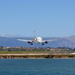 Κέρκυρα: Έκτακτη προσγείωση αεροπλάνου Boeing 737 (vid)