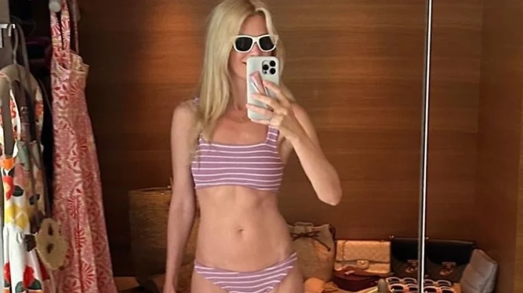 Η Κλόντια Σίφερ λατρεύει την Ελλάδα και το δείχνει! (pics)