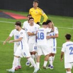 Η Ελλάδα έχει το πόδι μόνο στο… γκάζι και 5-0 (vid)