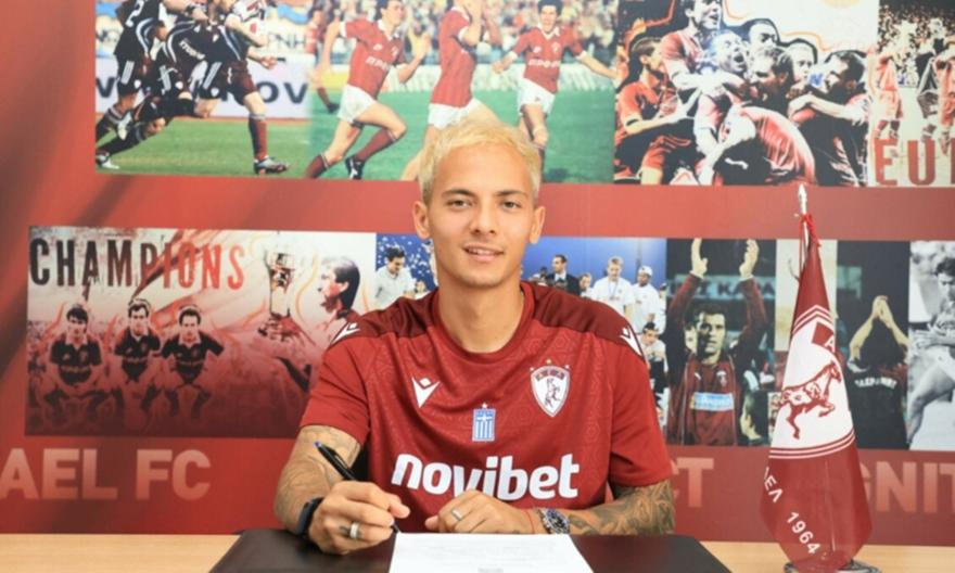 Οριστικά στην ΑΕΛ Novibet ο Βινιάτο, που οι Ιταλοί (λανθασμένα) “έστελναν” στον ΑΡΗ