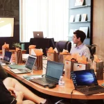 Εργαζόμενος απολύθηκε για «ακατάλληλο αστείο» και… κέρδισε 28.000 σε δικαστήριο!