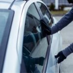 Νέο κόλπο για να “ανοίγουν” τα αυτοκίνητα σε… χρόνο ρεκόρ (vid)
